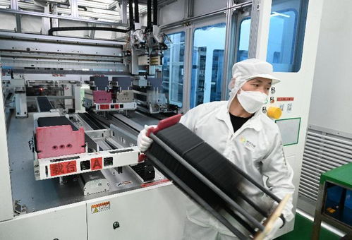 強(qiáng)信心 開新局——閩南企業(yè)生產(chǎn)一線見聞 新興能源技術(shù)研發(fā)迸發(fā)新活力